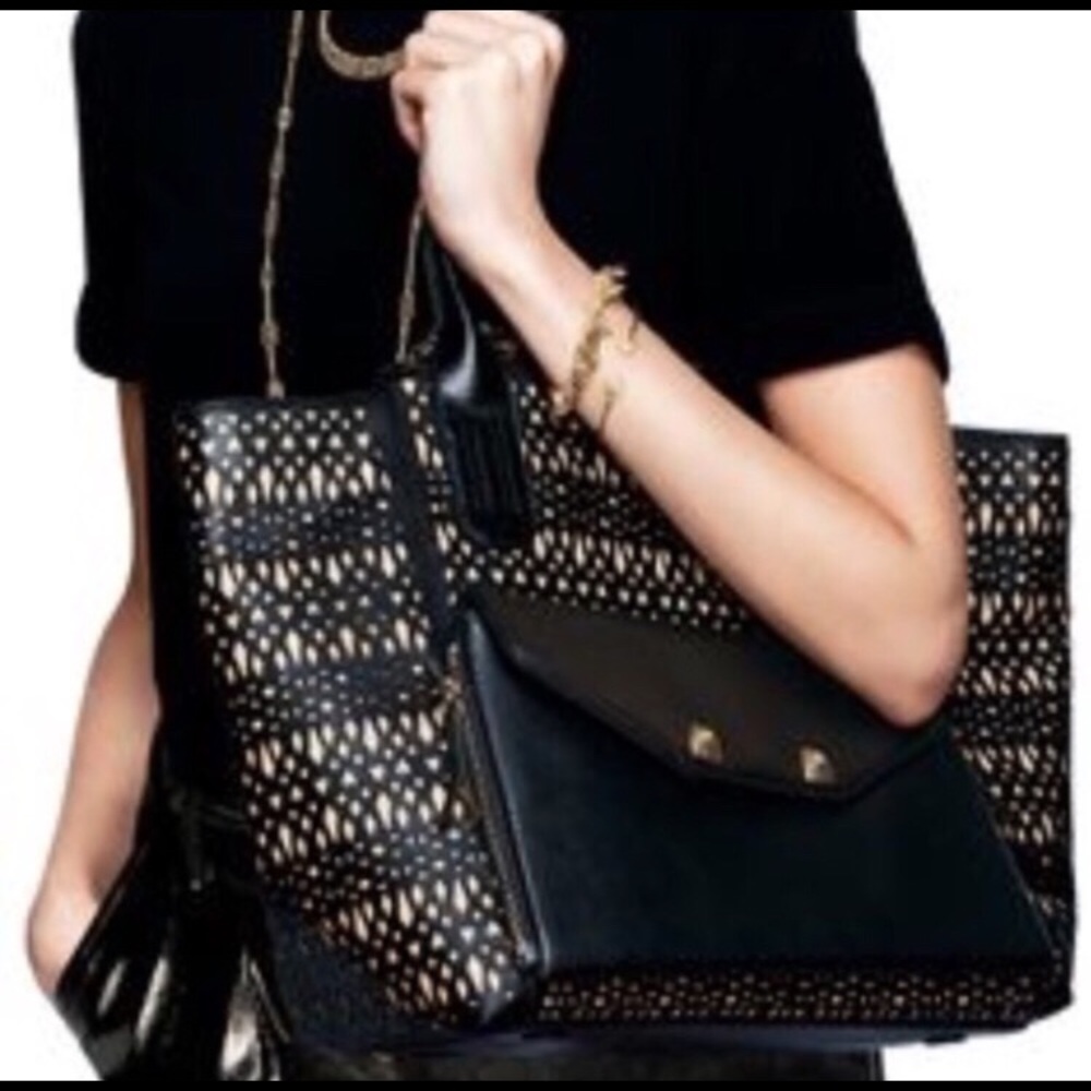 BRAND NEW Stella & Dot Shift Bag w/Clutch - NWT